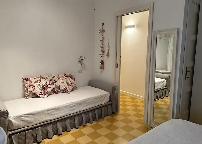 Seabaudia1 Con Terrazza סבאודיה